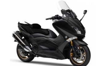F. YAMAHA T-MAX 530
